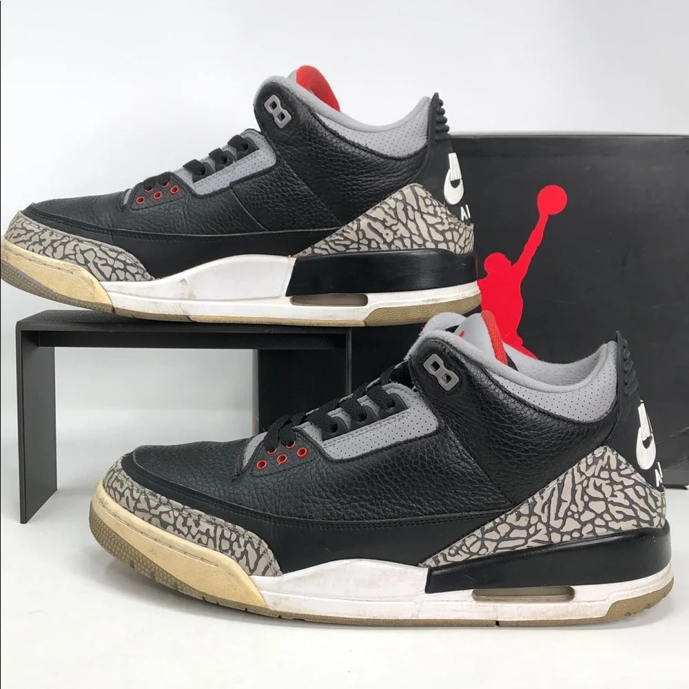 Nike Air Jordan 3 Retro 2018 Black Cement 854262-001 Men’s Sneakers - Size 12 - Picture 3 of 14